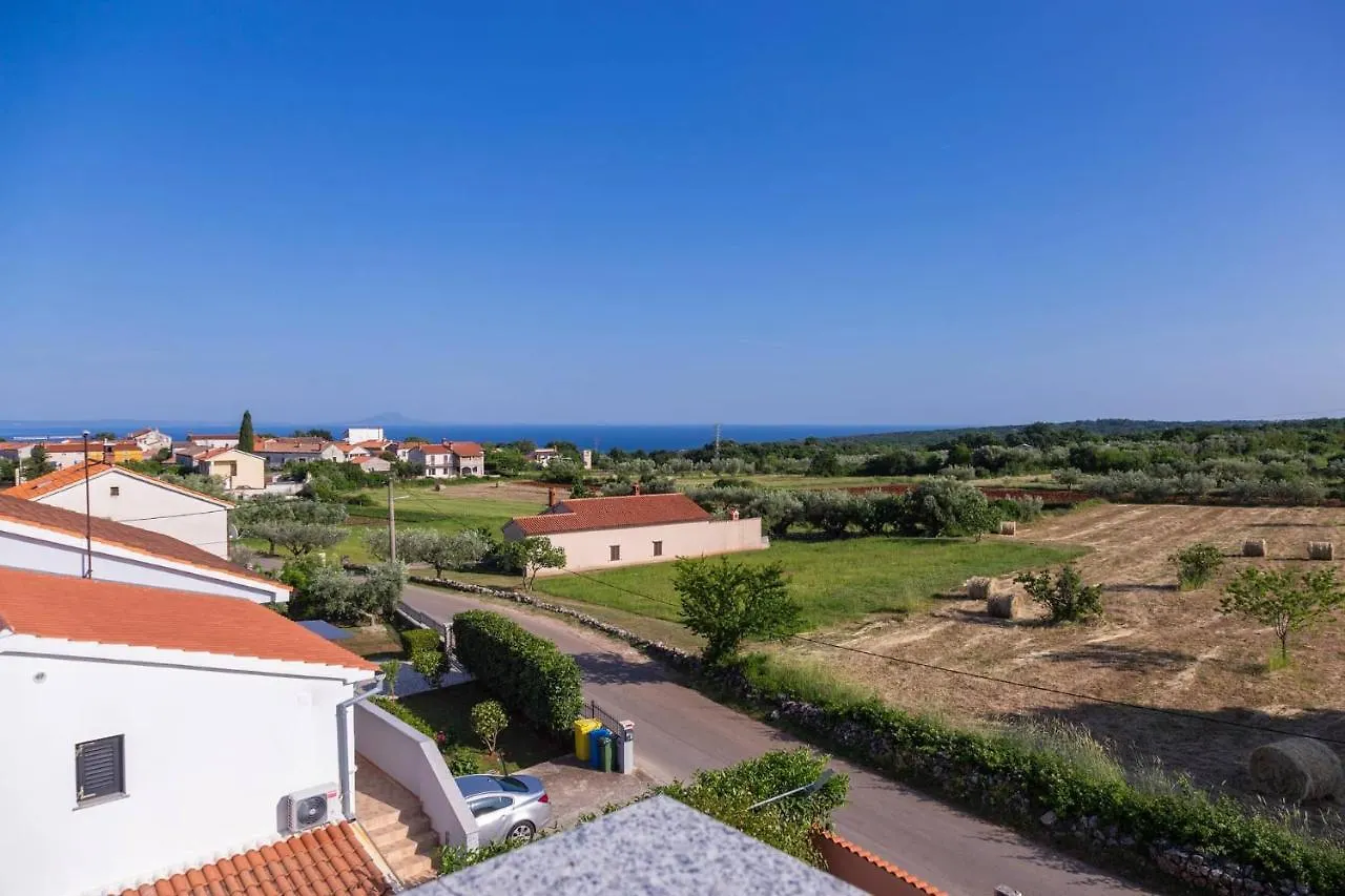 Elegant Villa Versovica With Pool Near Pula By Wiibuk Peruški