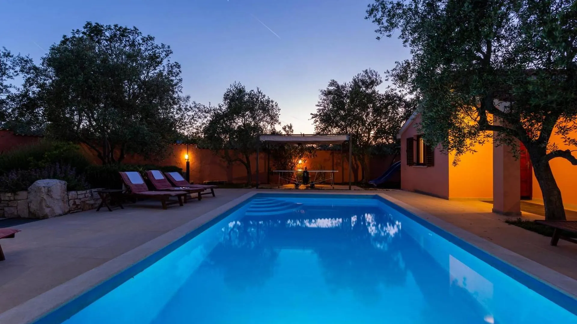 Elegant Villa Versovica With Pool Near Pula By Wiibuk Peruški Kroatië